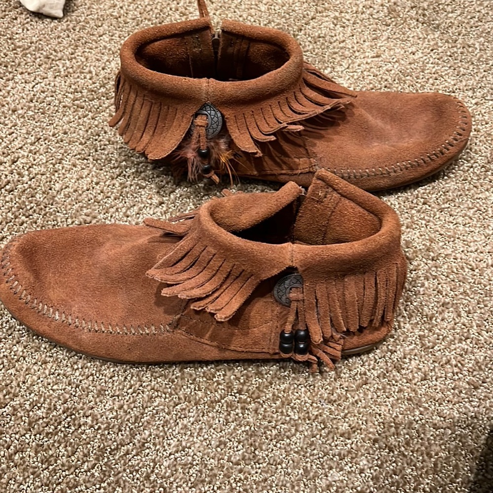 Brown fringe festival moccasins